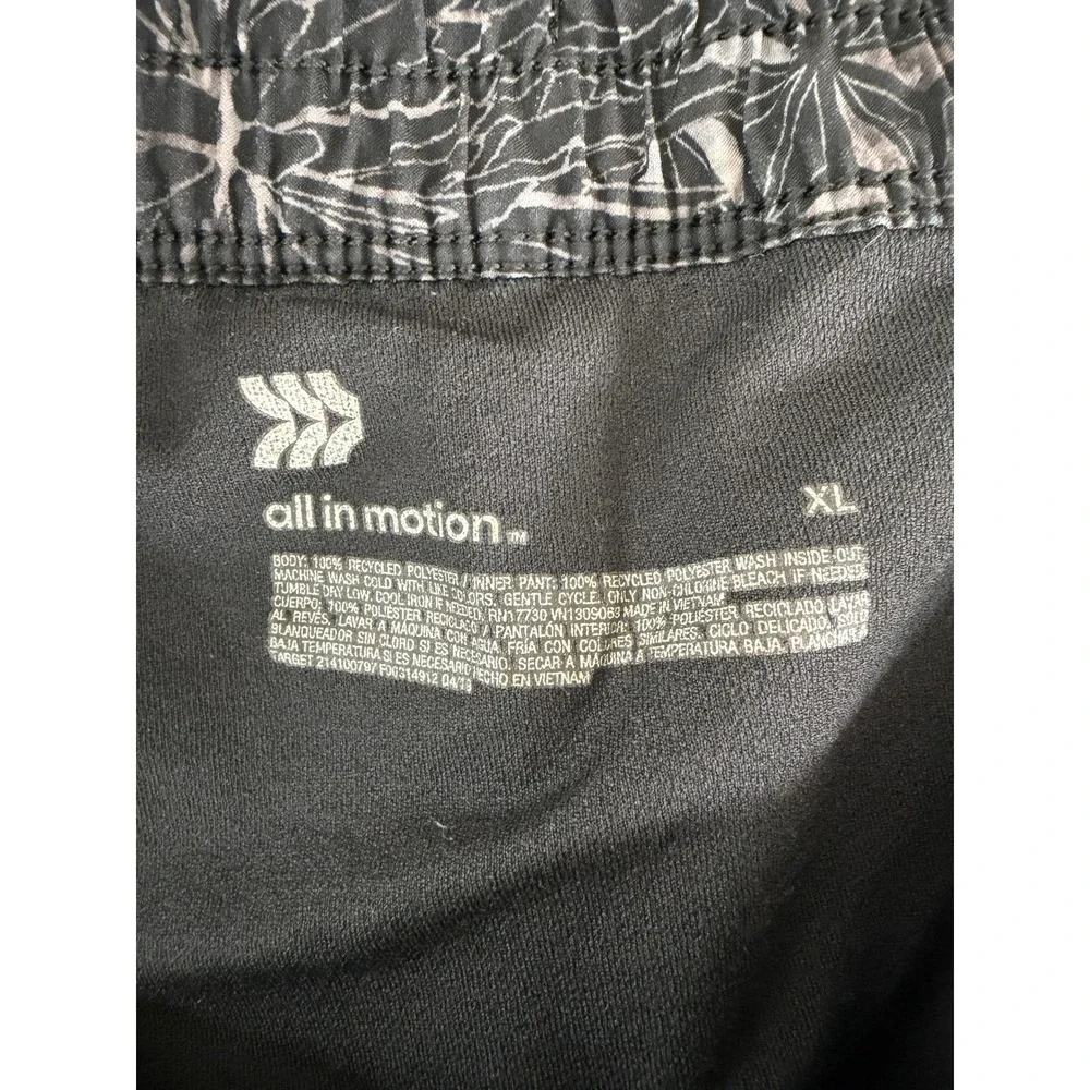 All‎ in Motion Womens XL Black Floral Geometric Running Shorts Built-in Liner